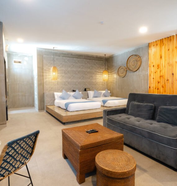 Ocean & Poolview Villa with Jacuzzi