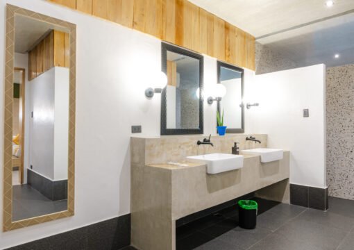 Poolview Villa with Jacuzzi