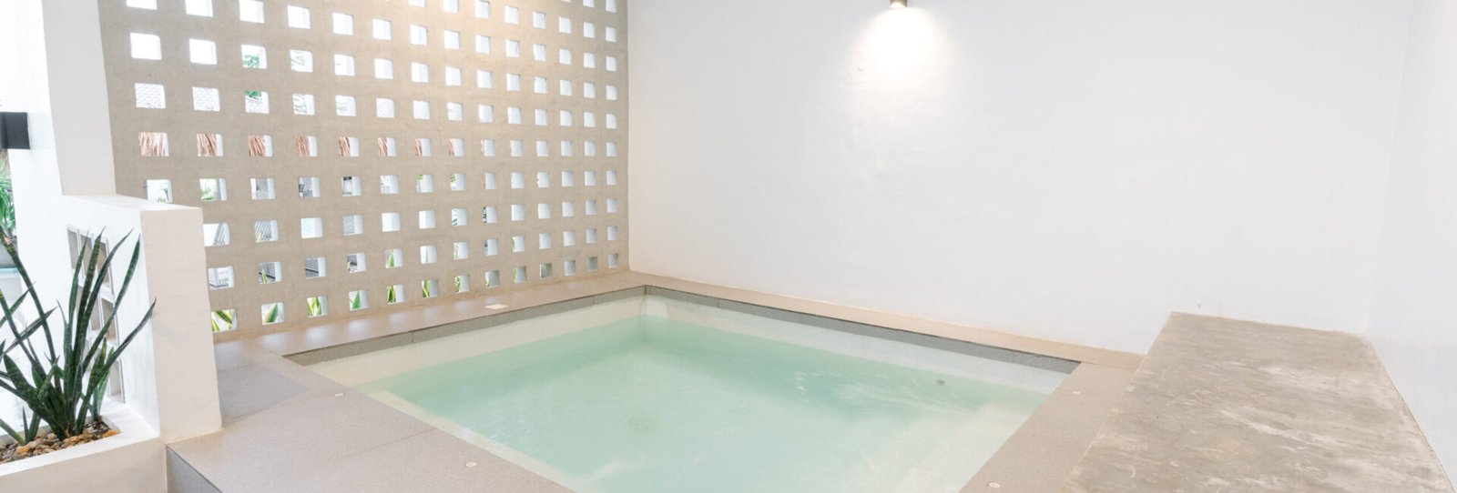 Poolview Villa with Jacuzzi